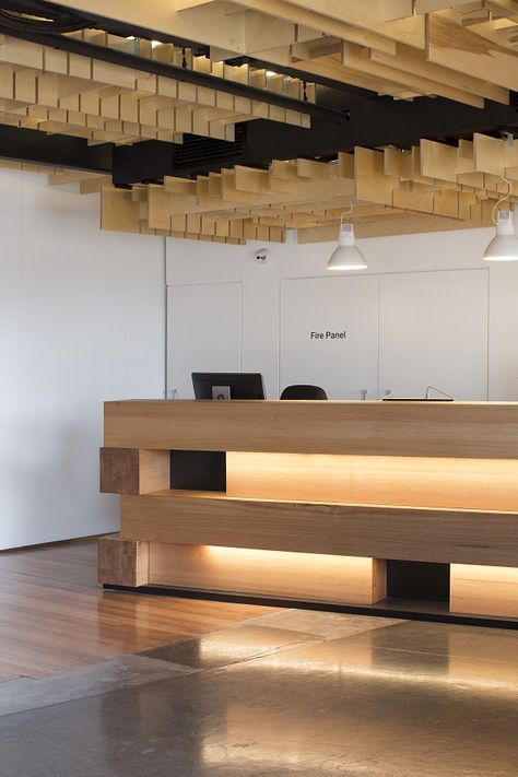 Oak Reception Desk, Timber Reception Desk, Wood Reception, Interior Design Lobby, Wood Reception Desk, Wood Truss, Reception Desk Office, Office Waiting Rooms, Reception Desk Design