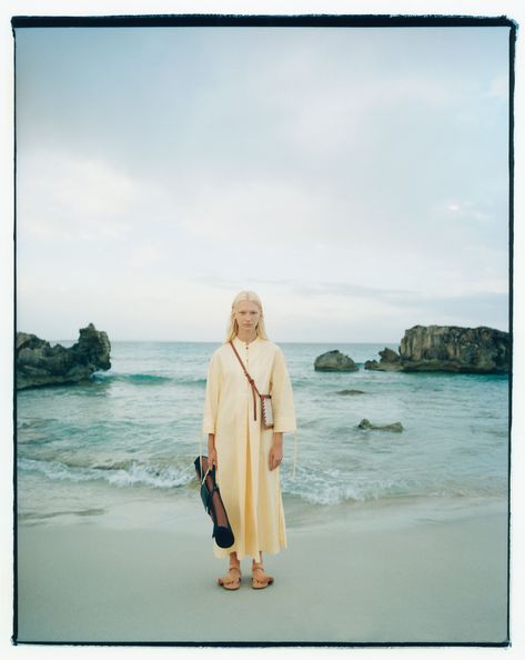 Jil Sander+ Spring/Summer 2022 Jil Sander Summer, Beach Campaign Editorial, Jil Sander Editorial, Summer Campaign Fashion, Nikki Mcclarron, Jil Sander Campaign, Sea Editorial, Beach Campaign, Neutral Knitwear