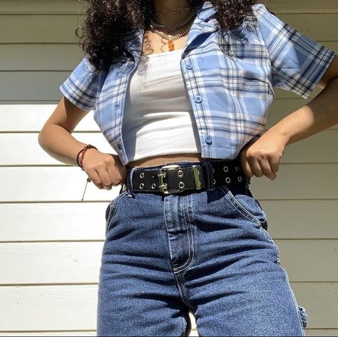 Polo Croptop Ootd, Checkered Polo Outfit Women, Cropped Shirt Outfit, Blue Coat Outfit, Checked Shirt Outfit, Button Down Outfit, Cropped Outfits, Crush Crush, Polo Shirt Outfits