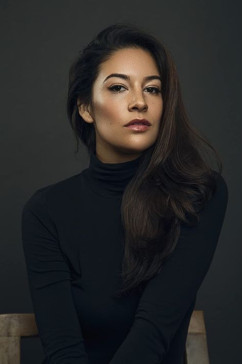 Czarina Mada Hispanic Actresses, People Facts, Professional Headshots Women, Headshots Women, Headshot Poses, Black Shirts Women, Female Character Inspiration, Female Profile, Business Casual Outfits For Women