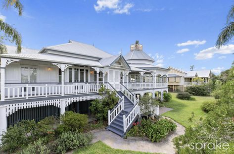 Queenslander Homes, Queenslander House, Front Verandah, 5 Bedroom House, Australian Homes, Colonial House, Churchill, House Inspo, Queensland