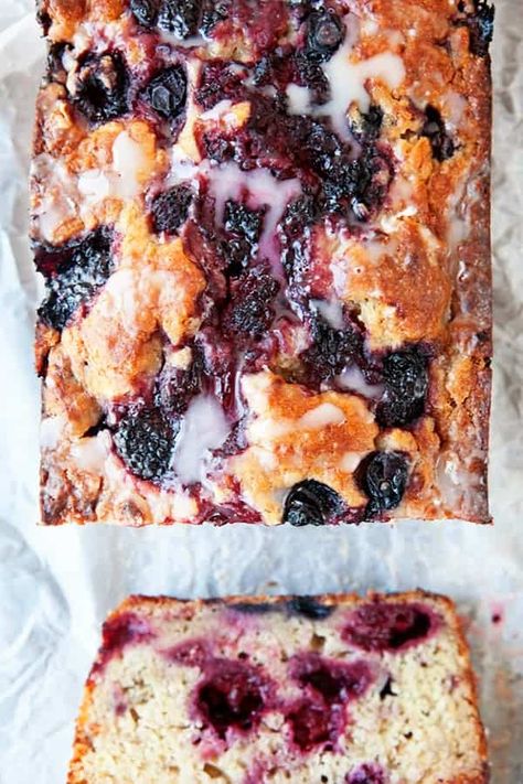 Frozen Fruit Bread, Frozen Berry Bread, Frozen Banana Recipes Baking, Mixed Berry Bread, Berry Banana Bread, Blackberry Bread, Raspberry Bread, Creamsicle Cake, Summer Brunch