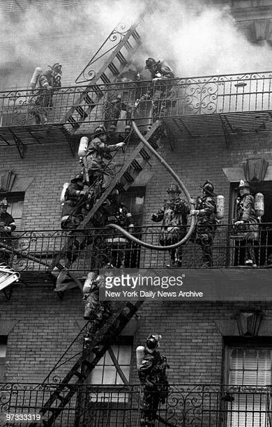 Bronx 1970s, Fire Department Photography, Fdny Firefighters, Fire Trucks Pictures, Firefighter Brotherhood, American Firefighter, Firefighter Gear, Firefighter Humor, Firefighter Paramedic