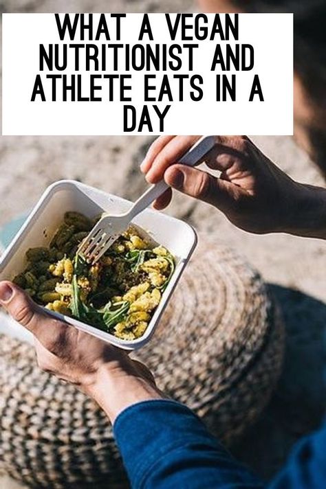 "Many assume that vegans eat only smoothies and lettuce. This simply isn’t true, as vegan athletes and authors Robert Cheeke and Matt Frazier attest in their latest book The Plant Based Athlete, published last summer. The Game Changers documentary has worked brilliantly in bringing this information to light, by spotlighting plant-based athletes at the top of their sports." Vegan Athlete Meals, Vegan Runners Diet, Vegan Athlete Meal Plan, Plant Based Athlete, Athlete Meal Plan, Grace Food, The Game Changers, Athletes Diet, Vegan Runner