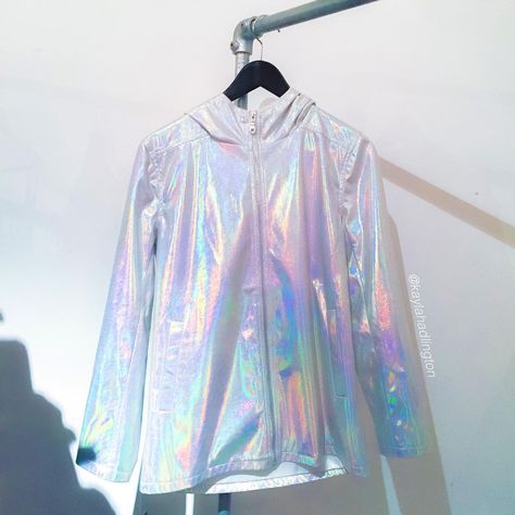 Party Kei Fashion, Holographic Jacket, Pastel Style, Kei Fashion, Pastel Outfit, Fashion Goals, Yt Channel, Pastel Fashion, Festival Looks