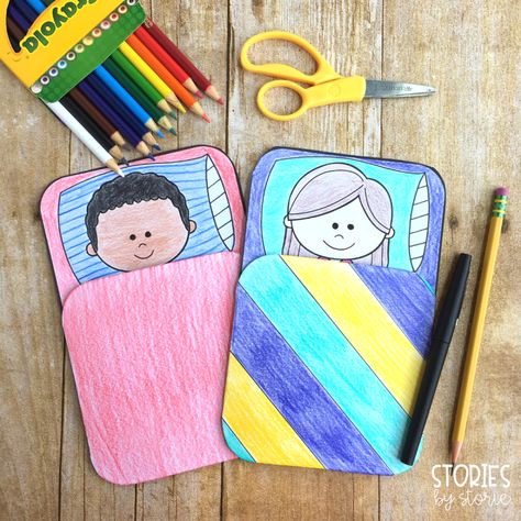 This camping craft can be paired with your favorite camping books for kids! The sleeping bag opens to reveal student writing. Camper Crafts For Kids, Camping Crafts For Toddlers, Sleeping Bag Craft, Camping Crafts Preschool, Camping Week, Tent Craft, Camping Craft, Camping Preschool, Camping Theme Preschool