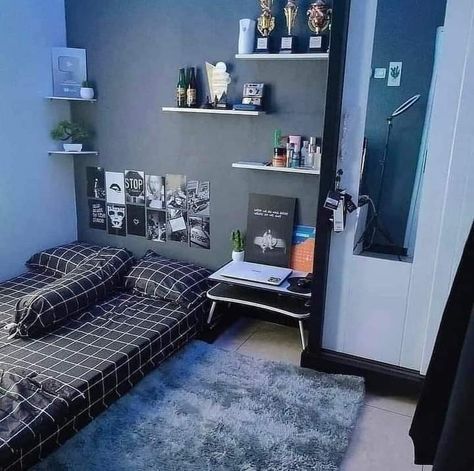 Comfortable Bedroom Decor, Tiny Bedroom Design, Mens Bedroom Decor, Bilik Idaman, Small Room Design Bedroom, Minimalist Bedroom Design, تصميم للمنزل العصري, Mens Bedroom, Small Bedroom Designs