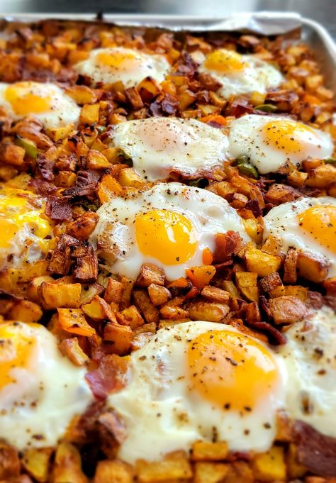 Sheet Pan Fried Eggs, Sheet Pan Eggs For Breakfast Sandwiches, Breakfast Sheet Pan, Sheet Pan Eggs, Fast Easy Breakfast, Sheet Pan Breakfast, Rotisserie Chicken Soup, Potatoes And Veggies, Fast Breakfast