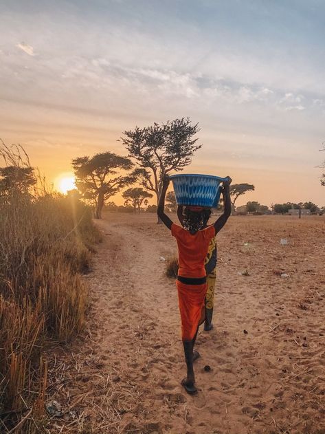 Africa Street Photography, South Africa Astethic, Africa Aesthetic Photography, Africa Instagram Pictures, Africa Asethic, Africa Travel Aesthetic, Afrika Aesthetic, Senegal Aesthetic, South African Aesthetic