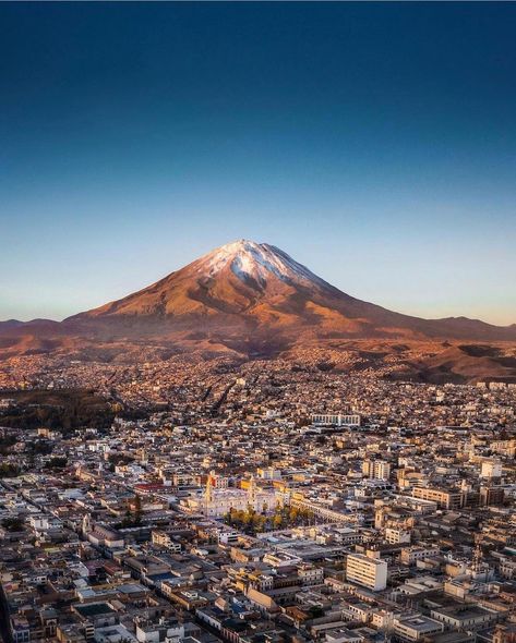 Arequipa, Arequipa Perú, lugares peruanos, turismo Perú, travel Perú , Perú Interesting Places, Most Beautiful Cities, Machu Picchu, Volcano, Mount Rainier, Peru, Cityscape, The City, Old Things