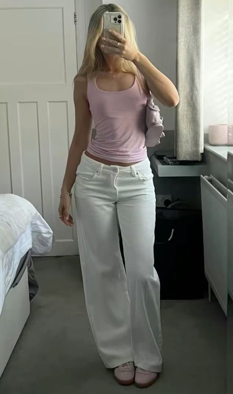 Summer City Fashion, Aesthetic Queen, Class Outfits, White Jeans Outfit, Outfit Inspo Casual, Beauty Goals, Stockholm Fashion, Cute Comfy Outfits, School Fits