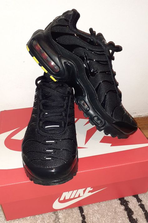 NIKE AIR MAX PLUS TN 😍😍😍 Tn Plus, Air Max Plus Tn, Nike Tn, Ootd Inspo, Nike Air Max Plus, Air Max Plus, Shoes Nike, Outfits Ideas, Air Max Sneakers