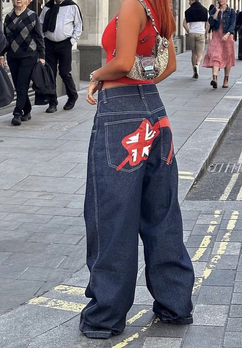 Streetwear Fashion London, Jaded London Pants, Jaded London Jeans Outfit, Jaded London Aesthetic, Uk Streetwear Women, Jaded London Outfit, Jaded London Jeans, London Streetwear, Insta Outfits