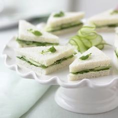 Cucumber Watercress Tea Sandwiches.  Oh doesn't this make you think of lovely garden parties of days gone by ... mmmmm Watercress Sandwich, Cucumber Tea Sandwiches, Tea Sandwich, Tea Sandwiches Recipes, Croissant Sandwich, Appetizer Sandwiches, Cucumber Sandwiches, Tea Sandwiches, Watercress