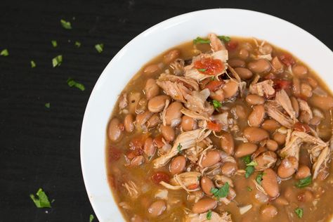 Jalapeño Beans, Chicken Jalapeno, Chicken Beans, Sweet And Spicy Chicken, Shredded Chicken Tacos, Cooking Dried Beans, Rotisserie Chicken Recipes, Pinto Beans, Dried Beans