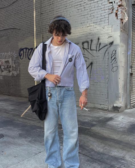 Men Fashion 2023 Casual, American Men Aesthetic, Ameera Core, 90s Aesthetic Outfit Men, Vintage Outfits 90s Retro Men, Alt Mens Fashion, Clean Streetwear, 90s Men Outfits, Workwear Fashion Men