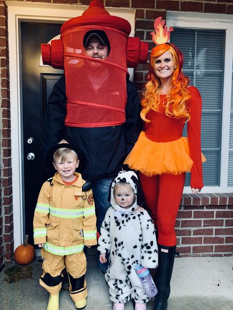 Fire Hydrant- Fire - The Dalmatian - & Most important.. the Fireman 🔥 Firefighter Wagon Costume, Firefighter Halloween Family Costumes, Firetruck Family Costume, Firefighter And Flame Costume, Firemen Family Costume, Firefighter Family Costume Ideas, Group Firefighter Costume, Fire Truck Family Costume, Fireman And Dalmatian Costume Kids