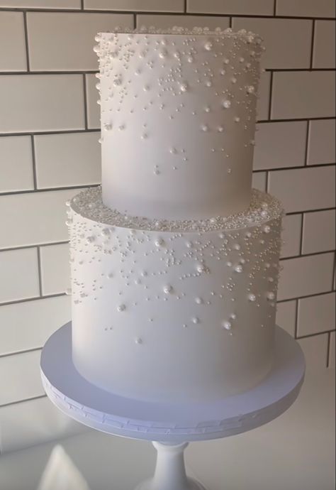 3 Teir Cakes Ideas Birthday, Pearls Wedding Cake, M&s Wedding Cake, Nye Wedding Cake Ideas, Simple Wedding Cake With Pearls, Simple Textured Wedding Cake, Unique Wedding Ideas On A Budget, Pearl Wedding Cake 1 Tier, White Cake With Pearls