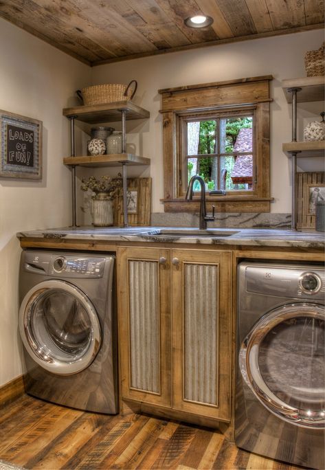 Country Laundry Rooms, Barn House Interior, Rustic Laundry Rooms, Ranch House Decor, Western Bedroom Decor, Barn Style House Plans, Laundry Design, Christmas Float, Rustic Bathroom Designs