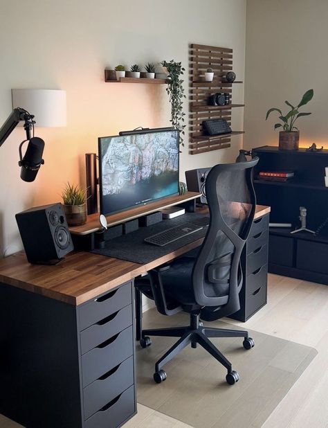 Games Room Desk, Mens Office Setup, Gamer Office Ideas, Clean Gaming Setup, Pc Setup Ideas, Guy Bedroom Ideas, Pc Setup Gaming, Gaming Room Setup Ideas, Home Office Space Design