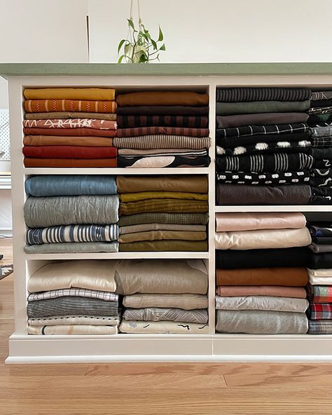 Fabric Storage For Small Spaces, How To Store Fabric In Sewing Room, Sewing Studio Storage, Ikea Fabric Storage, Sewing Space Organization, Fabric Bolt Storage, Fabric Organization Storage, Sewing Room Fabric Storage Ideas, Fabric Organisation