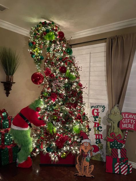 Christmas Tree Grinch Ideas, Grinch Legs In Tree Diy, How The Grinch Stole Christmas Tree, Grinch Theme Tree, Diy Grinch Tree Topper, The Grinch Christmas Tree Ideas, Grinch Legs For Christmas Tree, Grinch Stole Christmas Decorations, Christmas Tree Ideas Grinch