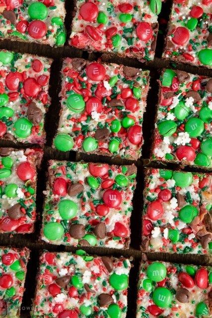 30 festive brownies you need for Christmas dessert Decor Dolphin,  #Brownies #Christmas #Decor #Dessert #Dolphin #festive Coconut Sweetened Condensed Milk, Christmas Brownie, Christmas Chocolate Desserts, Dessert Holiday, Christmas Dessert Table, Christmas Brownies, Brownie Bars, Delicious Christmas Desserts, Desserts Christmas