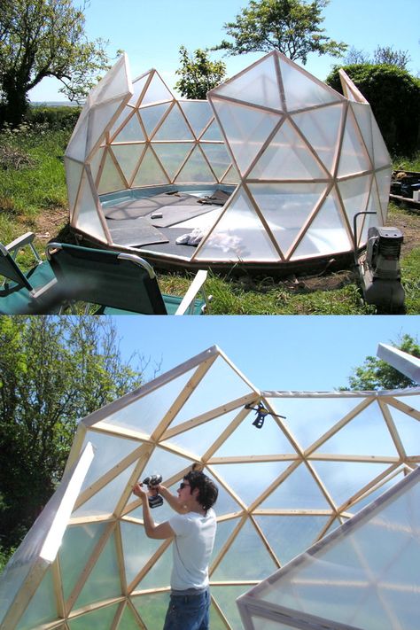 Geodesic Dome Greenhouse Diy, Diy Dome Greenhouse, Cheap Greenhouse Ideas Diy, A Frame Greenhouse Diy, Backyard Camping Ideas For Adults, Triangle Greenhouse, Easy Green House Diy, Diy Igloo Outdoor, Diy Green House Ideas