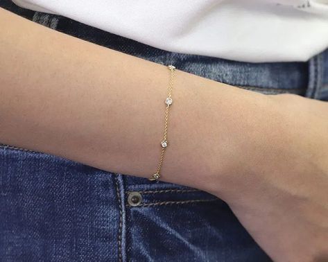 6 Reasons Jewelry Is The Perfect Christmas Gift NATURAL 5 DIAMOND BRACELET Diamond Bezel Bracelet, Halo Bracelet, Diamond By The Yard, Bracelet White Gold, Bezel Bracelet, Dainty Diamond Necklace, Everyday Bracelet, Bracelet Diamond, Thin Bracelet