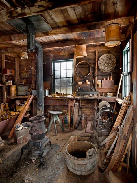 Toy Workshop, Sturbridge Village, Old Cabin, Log Cabin Living, Cabin Interiors, Cabin Living, Log Cabin Homes, Tiny House Cabin, Small Cabin