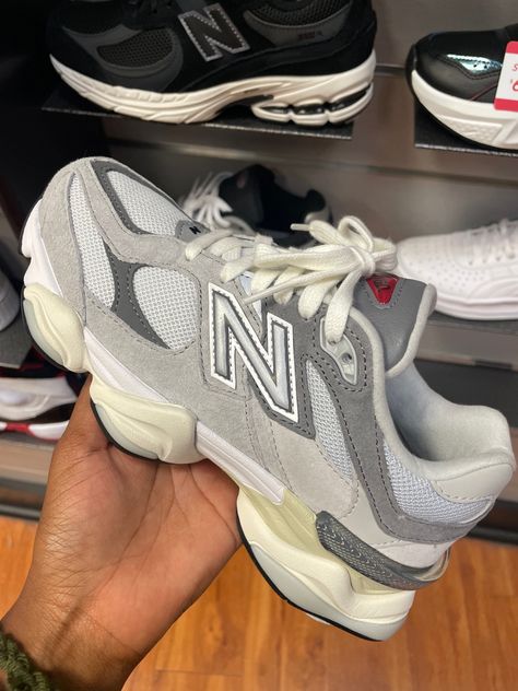 Zapatillas New Balance, Pretty Sneakers, New Balance 9060, Trendy Shoes Sneakers, Pretty Shoes Sneakers, Basketball Drills, Cute Nike Shoes, Cute Sneakers, Girly Shoes