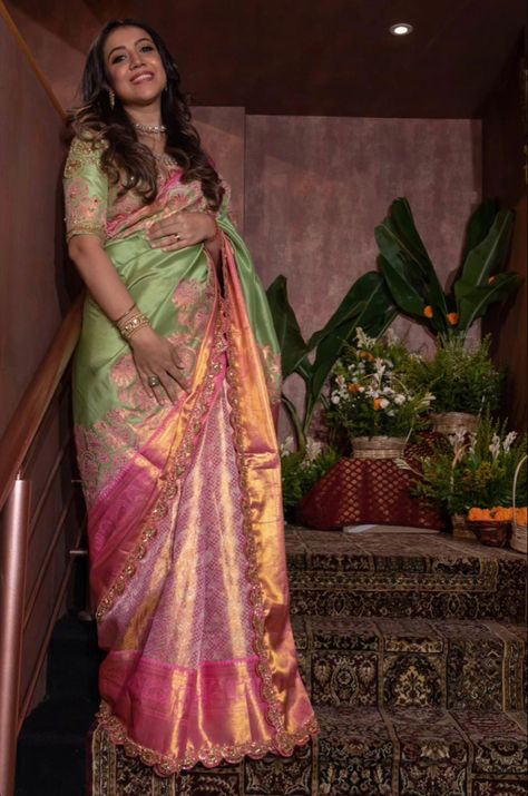 Vithika Sheru Saree, Latest Kanchi Pattu Sarees 2024, Kanchivaram Saree, Green Silk Saree, Best Indian Wedding Dresses, Long Blouse Designs, Lehenga Saree Design, Indian Bride Outfits, Wedding Saree Collection