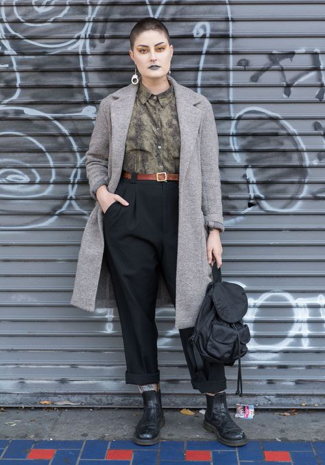 Masculine Fashion For Women, Plus Size Androgynous Fashion, Non Binary Outfits, Non Binary Fashion, Genderqueer Fashion, Fashion Ideas For Women, Androgynous Outfits, Laced Boots, Masculine Fashion