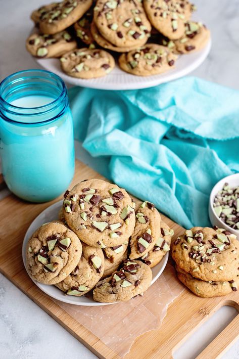 Mint Baking, Chocolate Chip Meringue Cookies, Chocolate Chocolate Chip Cookies, Mint Choc Chip, Potato Chip Cookies, Mint Chocolate Chip Cookies, Southern Plate, Chocolate Chip Cookies Ingredients, Mint Chocolate Chip