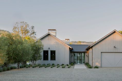 Farmhouse Architecture, Wine Country California, Farmhouse Exterior, Outdoor Retreat, California Homes, Napa Valley, Pool Houses, Architect Design, Barn House