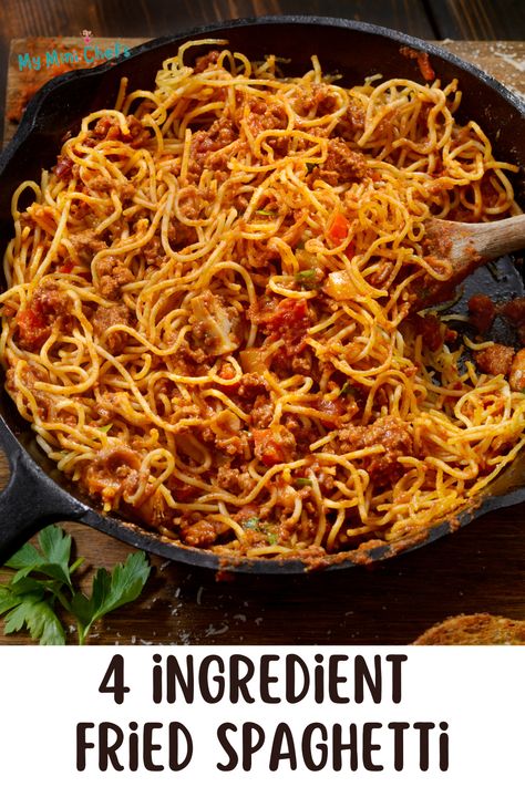 Pan Fried Spaghetti, Fried Spaghetti Noodles, What Goes Good With Spaghetti, Fried Pasta Recipes, Fried Spaghetti Recipe, Stovetop Spaghetti, Leftover Spaghetti Ideas, Simple Spaghetti Recipe, Easy Spaghetti Recipes