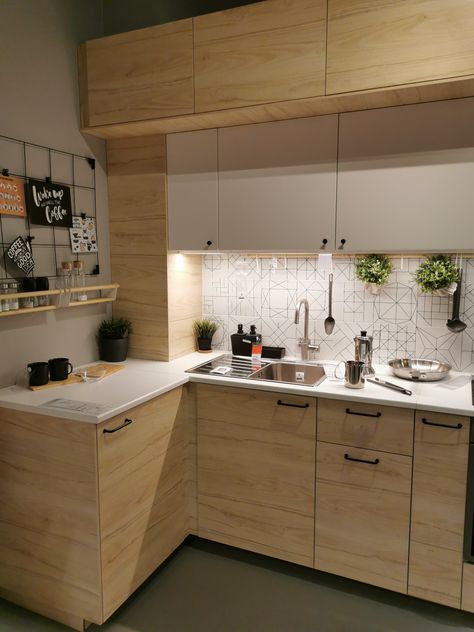 Ikea White Kitchen Ideas, Muji Kitchen Cabinet, Ikea Askersund Kitchen, Muji Kitchen Design, Askersund Ikea Kitchen, Ikea Kitchen Cabinets Ideas, Askersund Ikea, Ikea Askersund, Ash Kitchen Cabinets