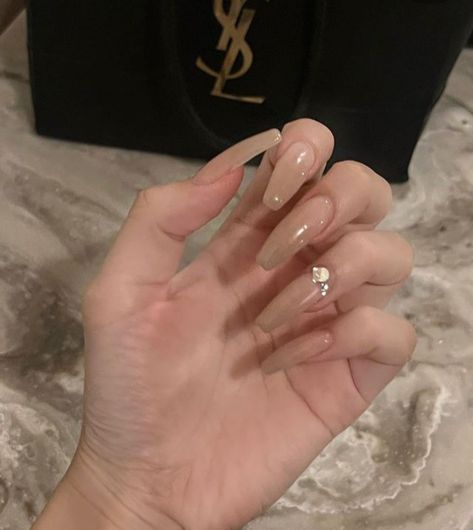 Nails Beige Nails Aesthetic, Aesthetic Korean Nails, Gradation Nail, Beige Nail Art, 2023 Beige, Gradation Nails, Aesthetic Korean, Korean Nails, Beige Nails