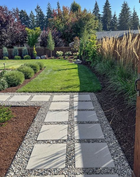 Deck Perimeter Landscaping, Backyard Paver Walkway, Pathway Ideas For Backyard, Backyard Easement Landscaping Ideas, How To Landscape A Dirt Yard, Concrete Patio Transition To Yard, Peat Gravel Backyard, Perimeter Yard Landscaping, Backyard Perimeter Ideas