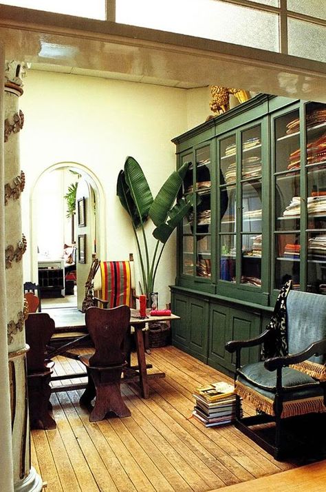 Mancave Interior, Green Bookcase, Dreamy Interior, Tropical Colonial, Library Cabinet, Glass Cases, Studio Layout, Colonial Kitchen, Glass Cabinets