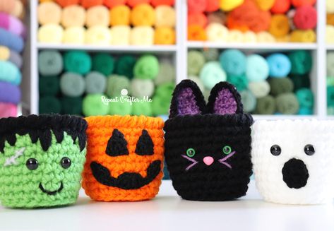 Halloween Crochet Cups - Repeat Crafter Me Halloween Crochet Candy Bowl, Crochet Halloween Party Favors, Crochet Halloween Candy Bowl, Crochet Halloween Cup Cozies, Crochet Mini Halloween Treat Bags, Crochet Halloween Basket, Halloween Crochet Decorations, Crochet Halloween Bucket, Cotton Yarn Crochet Projects