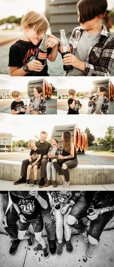 Rockabilly Family Photos, Edgy Family Photos, Cool Family Photo Ideas, Urban Family Pictures, Family Photographer Branding, Urban Family Photography, Urban Family Photos, Photographer Lifestyle, Summer Family Photos