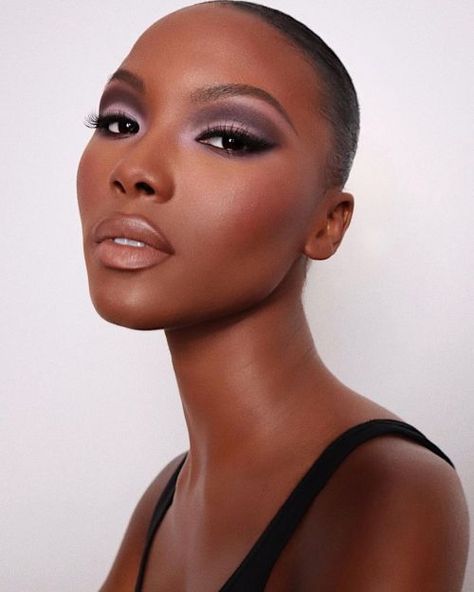 Naomi Campbell Makeup, Hung Vanngo Makeup, 90 Makeup, Hung Vanngo, Disco Makeup, 90s Makeup Look, 90s Glam, 70s Glam, 90s Makeup