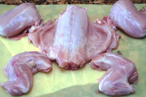 How to Cook Rabbit in a Crock Pot Crockpot Rabbit Recipe, Roasted Rabbit Recipe, Easy Rabbit Recipe, How To Cook Rabbit, Roast Rabbit, Rabbit Recipe, Rabbit Stew, Rabbit Dishes, Cacciatore Recipes