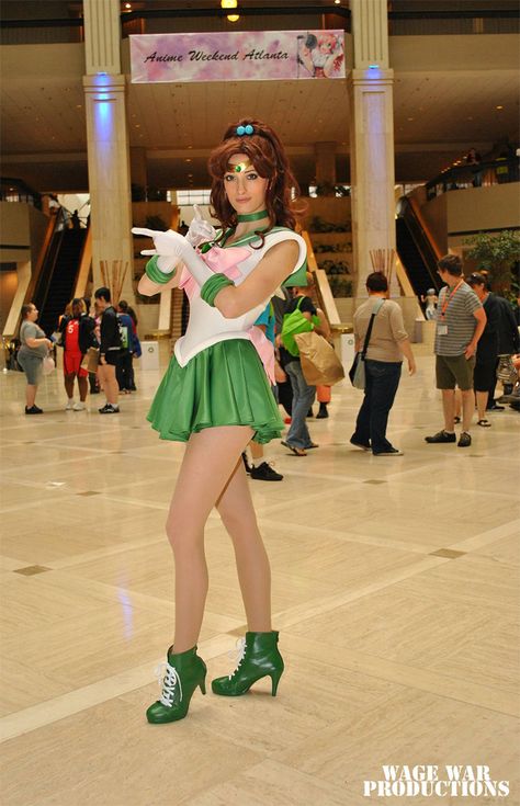 Anime: Sailor Moon. Character: Sailor Jupiter. Cosplayer: Katie George. Residence: Atlanta, Georgia, US. Events: Anime South 2013, Wizard World Portland, TNT Expo 2014, Anime Weekend Atlanta 2014, New York Comic Con 2014. Photo: War Page Productions. Sailor Jupiter Outfits, Sailor Jupiter Costume, Comicon Outfit, Sophie Cosplay, Sailor Moon Jupiter, Sailor Jupiter Cosplay, 2014 Anime, Moon Character, Halloween Coustumes