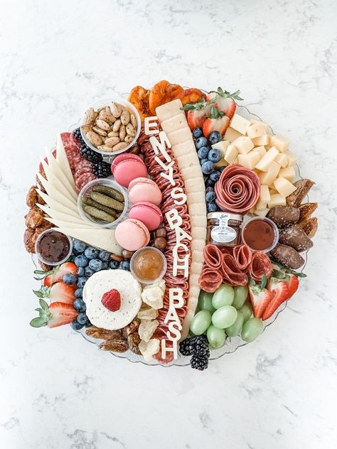 Little bach board moment 😍 #bachelorette #bachelorettepartyideas #aesthetic #cheese #crackers #sweets Bachelorette Cheese Board, Breakfast Bachelorette Party, Bachelorette Banner, Cheese Crackers, Croquettes, Crackers, Bachelorette Party, Acai Bowl, Cheese Board