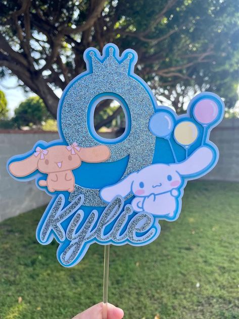 Cinnamoroll Birthday Party Decor, Cinnamoroll Cake Topper, Birthday Kuromi, Cinnamoroll Cake, Balloon Centerpieces Diy, Sanrio Birthday, Hello Kitty Theme Party, Hello Kitty Birthday Party, Centerpieces Diy