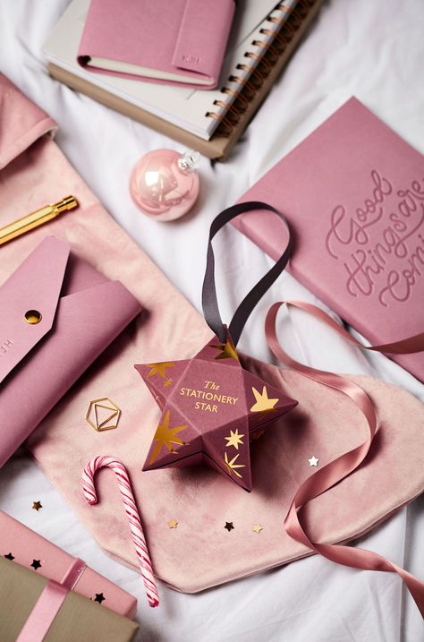 For the woman who’s been your rock, give the gift of stationery and treat them to something special this festive season with our range of personalised Christmas gifts for her. From personalised 2022 life planners to beautiful desk accessories, we’ve plenty of luxury gift ideas to help them start the year afresh, filled with optimism and positivity. Need it gift-wrapped and sent straight to them? Select gift-wrapping and we can send it ready to be unwrapped and enjoyed! Gifts For Planners, Luxury Christmas Gift Wrapping, Diy Christmas Gift Wrap, Cricut Gift Ideas Christmas, Christmas Packaging Design, New Year Gift Ideas, Chocolate Christmas Gifts, Gifts Ideas For Women, Personalised Christmas Gifts