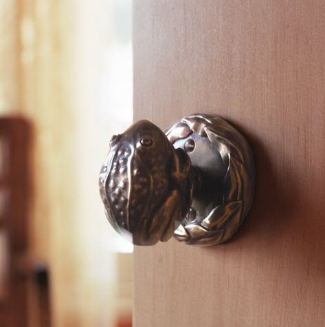 Animal Door Knobs, Estilo Kitsch, Future Bedroom, Custom Door, House Goals, Dream House Decor, House Inspo, Dream Home Design, Door Knobs