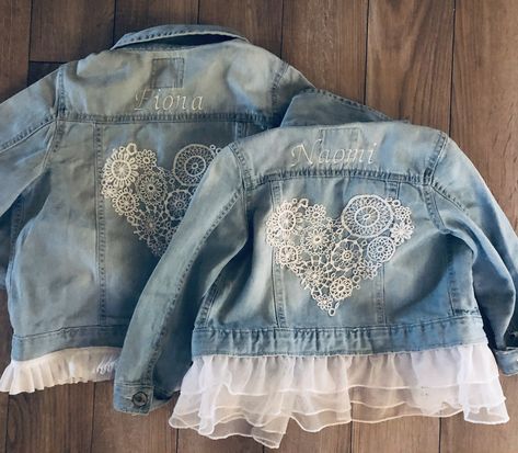 Denim Jacket With Embroidery, Diy Blue Jean Jacket, Decorated Denim Jackets, Denim Jacket With Lace, Jean Jacket With Lace, Lace Demin Jacket, Spring Customizable Denim Jacket, Customizable Cute Denim Jacket, Customizable Blue Denim Jacket